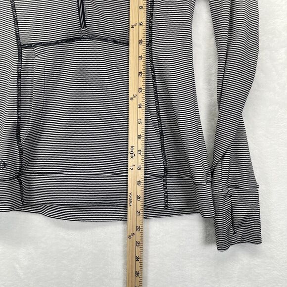 Athleta 1/2 Zip Hoodie Women’s Size XS Striped Heavenly Hail Thumb Hole - Picture 6 of 10